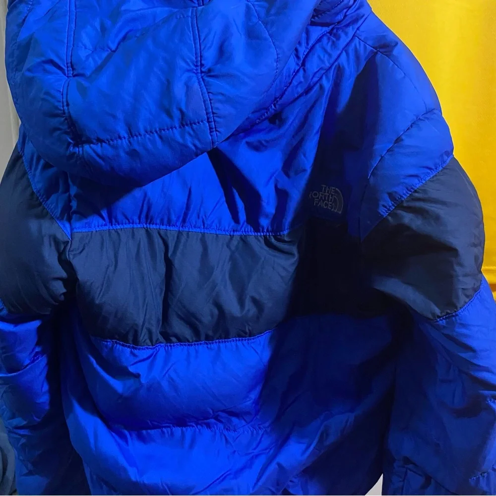 The North Face Royal Blue & Black Kids Puffer Jacket